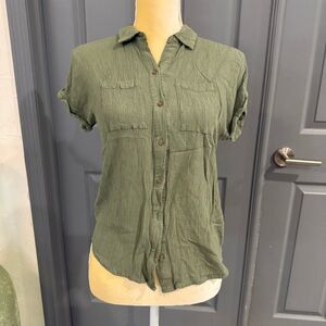 Vince Camuto Sage Green Button-Down Shirt